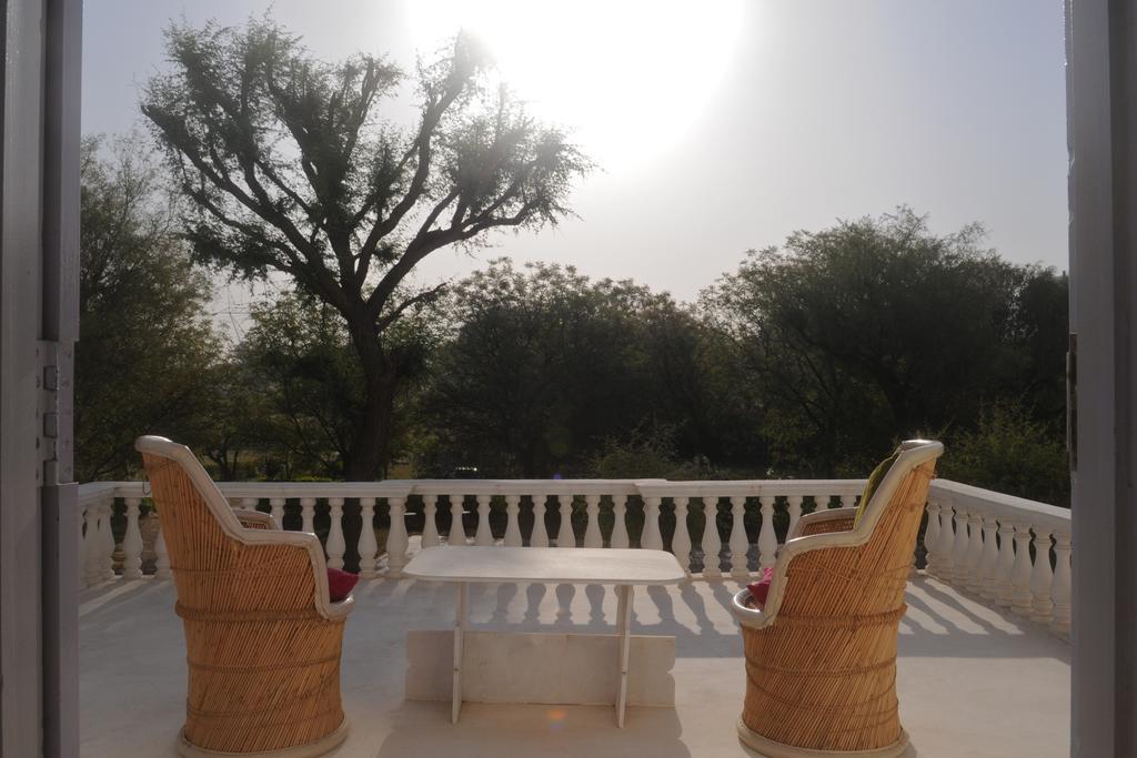 Savista Retreat Ξενοδοχείο Τζαϊπούρ Δωμάτιο φωτογραφία